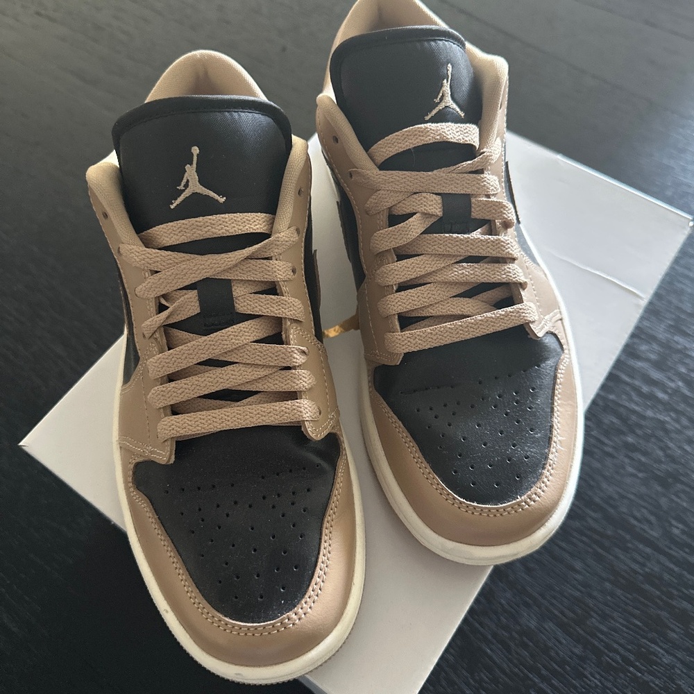 Air Jordan 1 Low